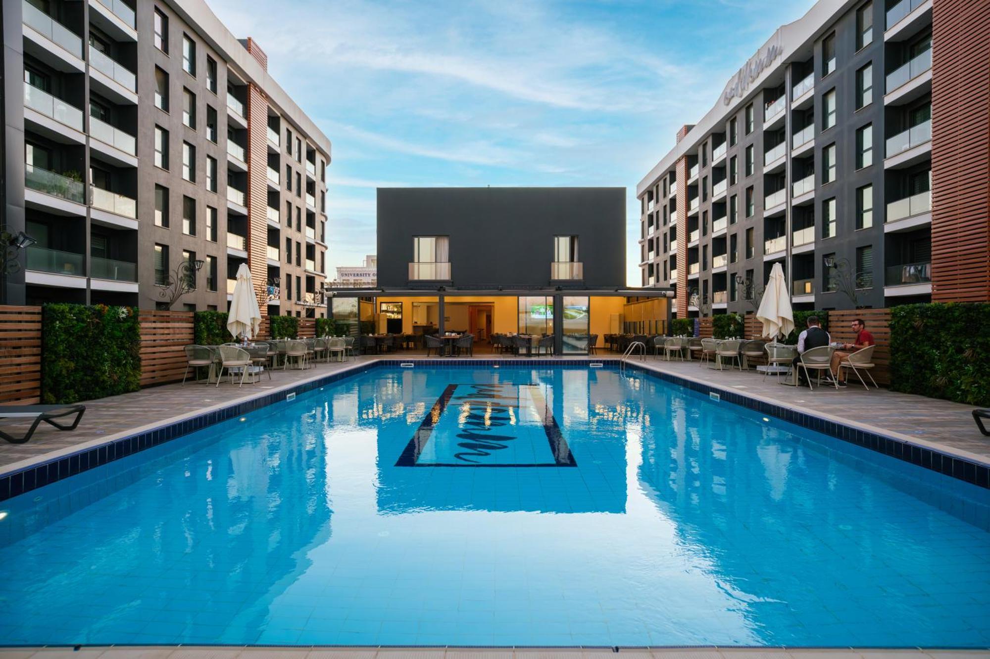 פמגוסטה Caddem Inn Hotel מראה חיצוני תמונה
