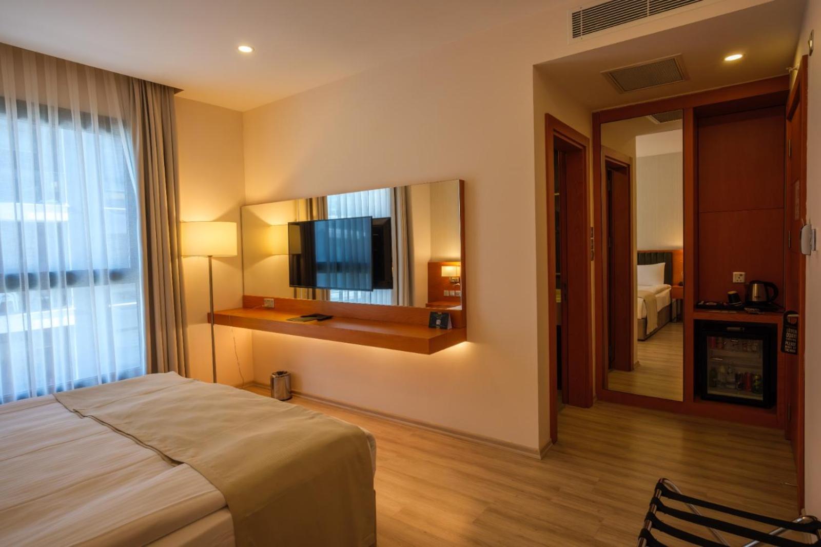 פמגוסטה Caddem Inn Hotel מראה חיצוני תמונה
