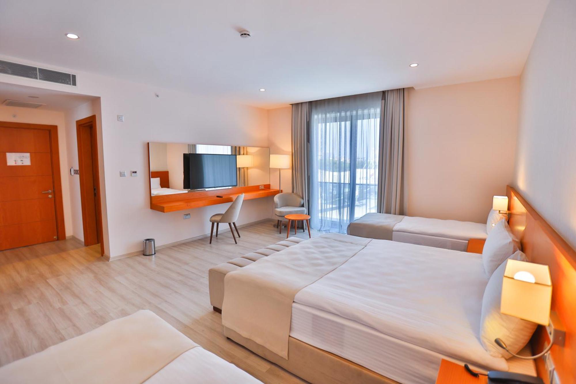פמגוסטה Caddem Inn Hotel מראה חיצוני תמונה