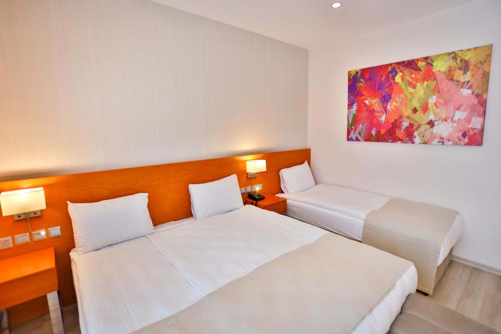 פמגוסטה Caddem Inn Hotel מראה חיצוני תמונה